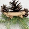 BROCHE EN BOIS - SKATE