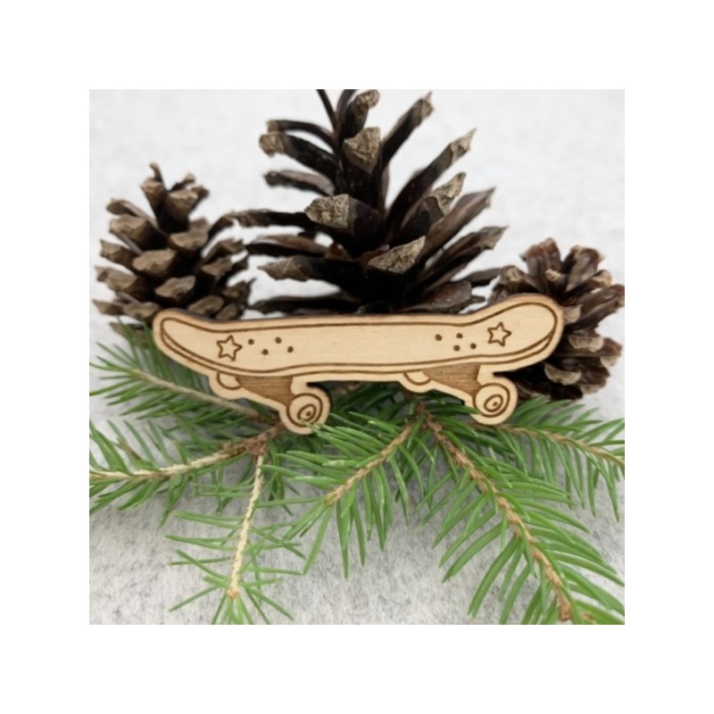 BROCHE EN BOIS - SKATE